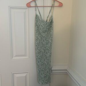 Cute sundress!
